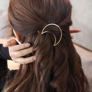 🎉 New Crescent Moon Gold Plated Hair Clip